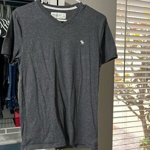 Men’s Abercrombie and Fitch size small dark gray V-neck
